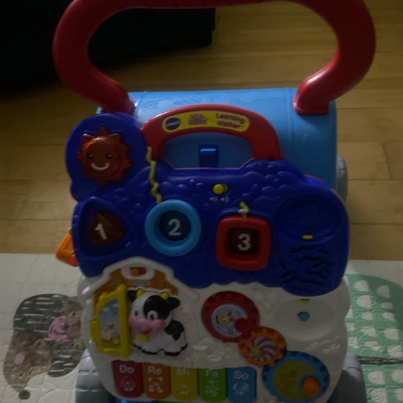 VTech Sit-To-Stand Learning Walker (Frustration Free Packaging), Blue Brand new - Picture 2 of 3